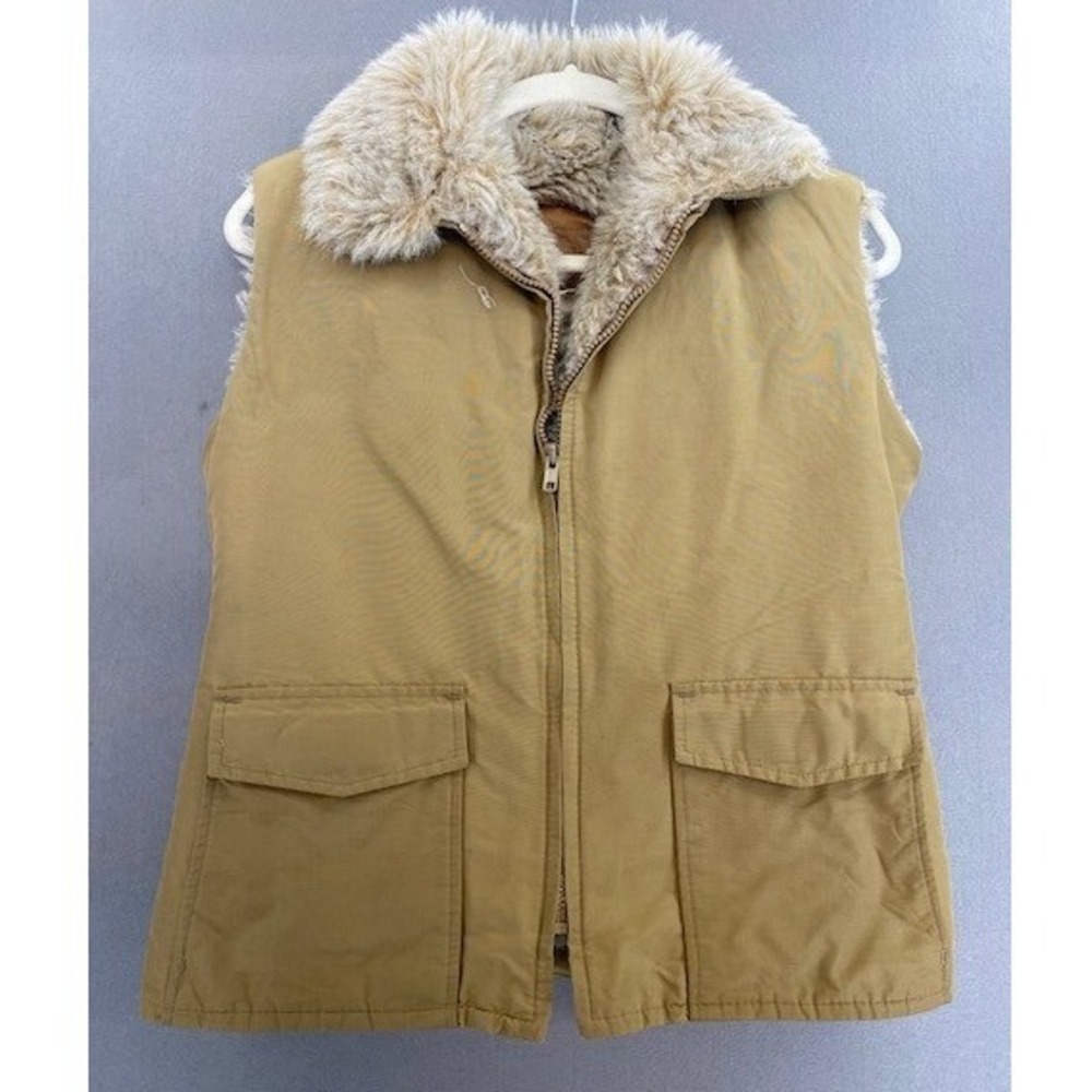 Vintage  Woolrich Women's M Faux Fur Lined‎ Vest Tan US made 80s Gorpcore